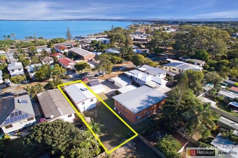8 Short St, Woody Point, QLD 4019