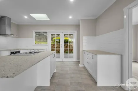 Property photo of 28 Wakehurst Road Austins Ferry TAS 7011
