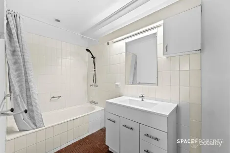 Property photo of 12/67 St Pauls Terrace Spring Hill QLD 4000