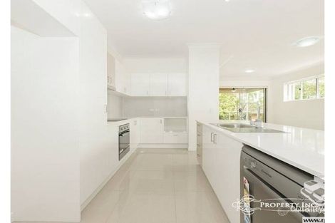 Property photo of 69 Derby Street Coorparoo QLD 4151