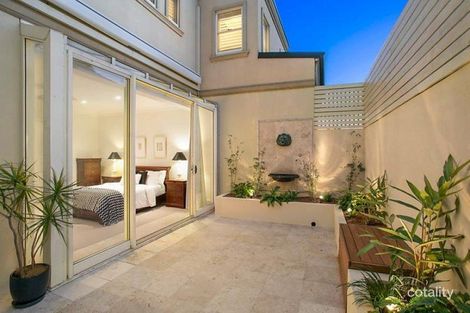 Property photo of 2/6 Montpelier Street Neutral Bay NSW 2089