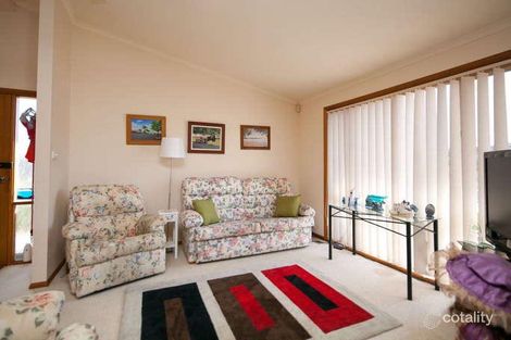 Property photo of 5 Ling Place Karabar NSW 2620