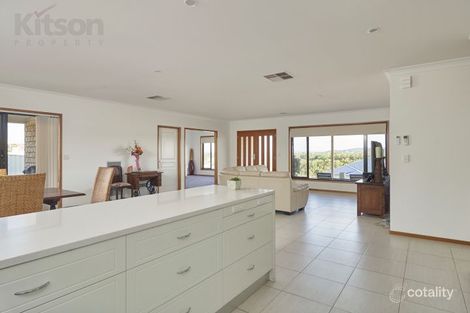 Property photo of 2 Barossa Street Estella NSW 2650