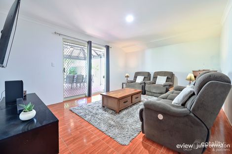 Property photo of 1 Sumner Mews Landsdale WA 6065