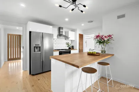 Property photo of 1/31 Olympic Parade Dromana VIC 3936