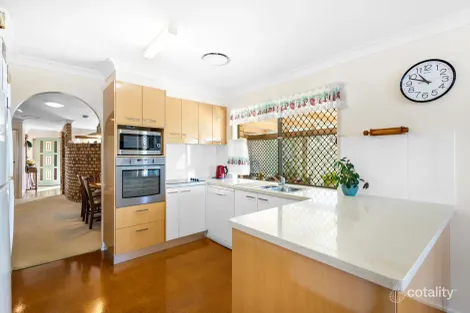 Property photo of 16 Oak Court Minyama QLD 4575
