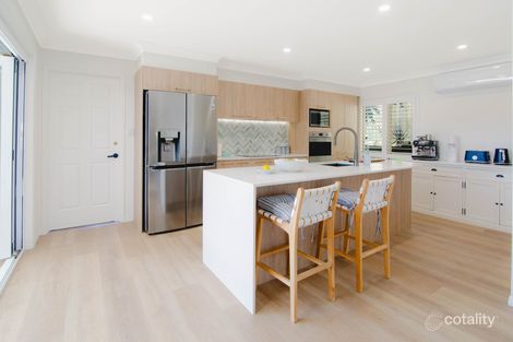 Property photo of 14 Langer Place Arundel QLD 4214