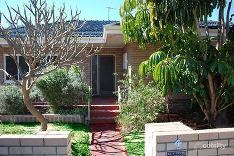 Property photo of 4 Phoenix Road Hamilton Hill WA 6163
