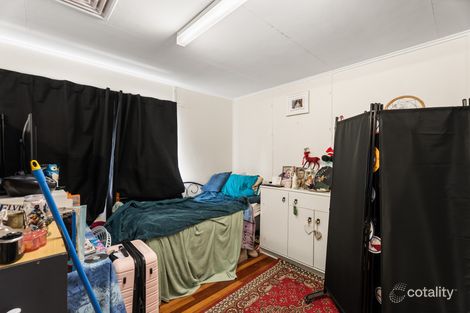 Property photo of 2 Railway Street Tiaro QLD 4650