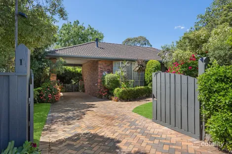 1 Anne St, Rosebud, VIC 3939