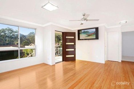 Property photo of 3/4 Kalawarra Road Wyoming NSW 2250