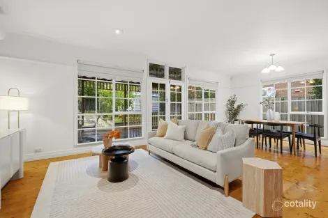 1 Westbrook St, Kew East, VIC 3102