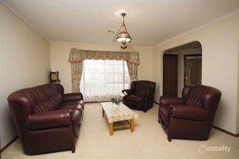 Property photo of 5 Shale Court Delahey VIC 3037