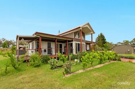 11 Kerridges Rd, Glen Aplin, QLD 4381