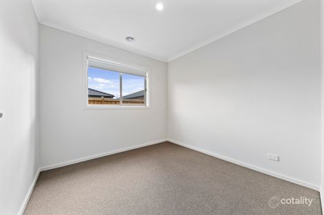 Property photo of 16 Staccato Terrace Strathtulloh VIC 3338