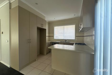 Property photo of 1/1A Thorogood Court Taylors Lakes VIC 3038