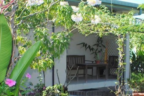8 Cadaga Cl, Manoora, QLD 4870