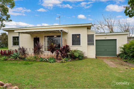 Property photo of 40 Lakeside Drive Swansea NSW 2281