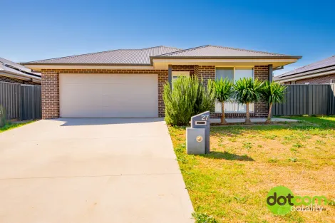 27 Hindmarsh Esp, Dubbo, NSW 2830