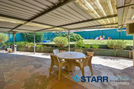 Property photo of 43 Anthony Drive Rosemeadow NSW 2560