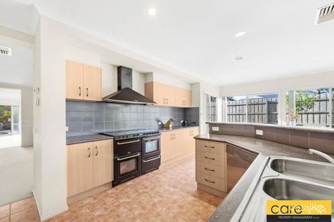 Property photo of 13 Silver Creek Drive Lynbrook VIC 3975