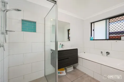 Property photo of 20 Oxford Road Yeppoon QLD 4703