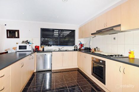 Property photo of 16 Clancy Crescent Carrum Downs VIC 3201