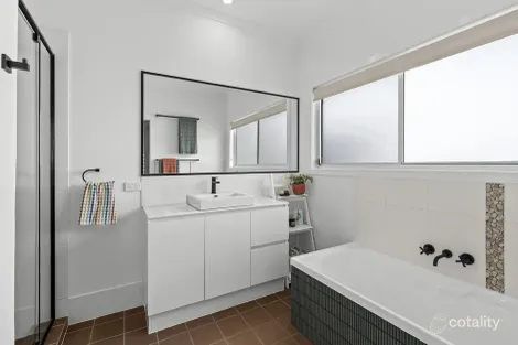 Property photo of 46 Wassell Street Wynnum QLD 4178