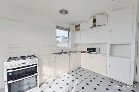 Property photo of 28 Curtin Crescent Dandenong North VIC 3175