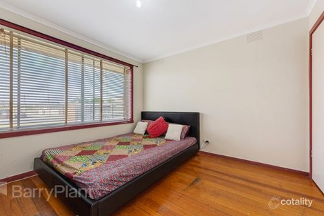 Property photo of 93 Mulhall Drive St Albans VIC 3021