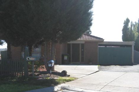 2/8 Hall Ct, Meadow Heights, VIC 3048