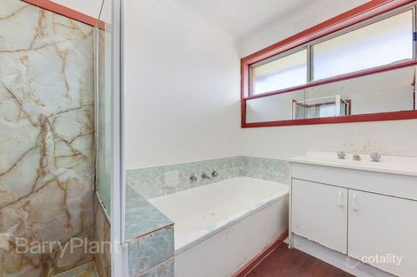 Property photo of 93 Mulhall Drive St Albans VIC 3021