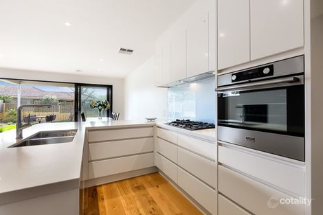 Property photo of 39 Dalsten Grove Mount Eliza VIC 3930