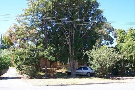 3 Raymond St, Mount Pleasant, WA 6153