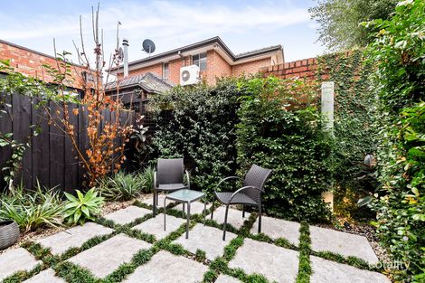 Property photo of 6 Carrick Lane Strathmore VIC 3041