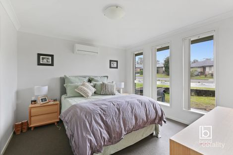 Property photo of 21 Trebbiano Drive Cessnock NSW 2325