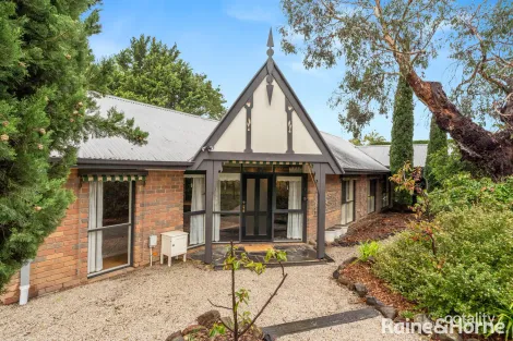 67 Racecourse Rd, Riddells Creek, VIC 3431