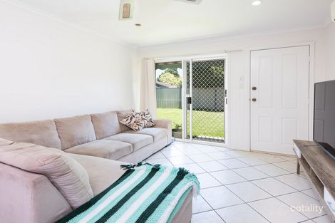 Property photo of 2/80 River Oak Drive Helensvale QLD 4212