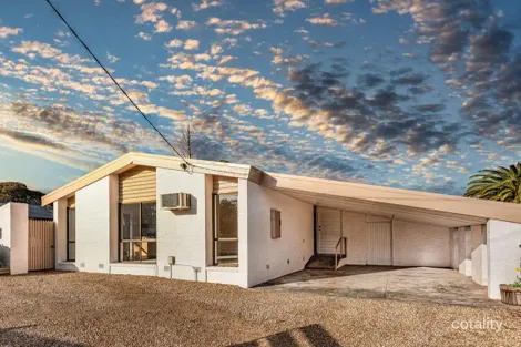Property photo of 50 Camms Road Cranbourne VIC 3977