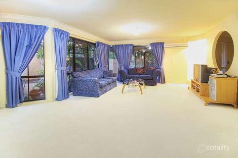 Property photo of 11 Sunrise Close Runcorn QLD 4113