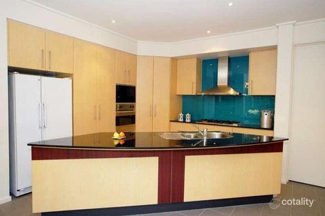 Property photo of 17 Herriotts Boulevard Glen Waverley VIC 3150
