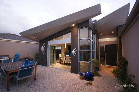 18 Pooley Bridge Rd, Mordialloc, VIC 3195