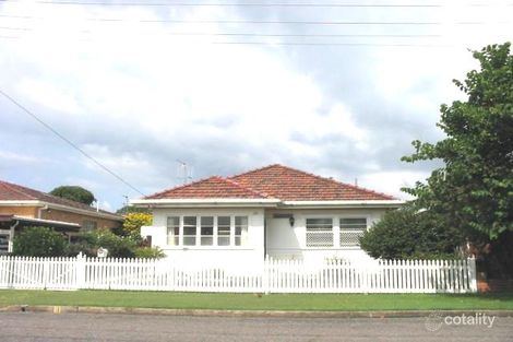 10 Robert St, Forster, NSW 2428