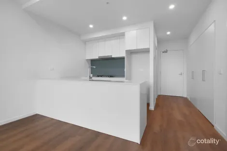 401/2 Bailey Cres, Oak Park, VIC 3046