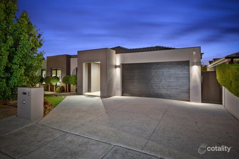 Property photo of 8 Windmill Rise Hillside VIC 3037