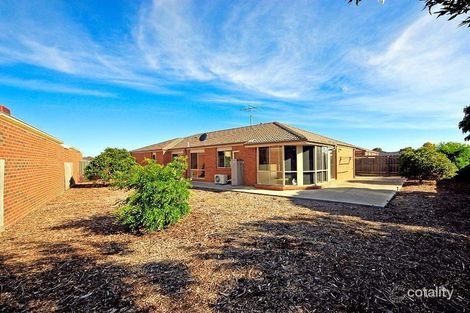 Property photo of 17 Rutman Close Werribee VIC 3030