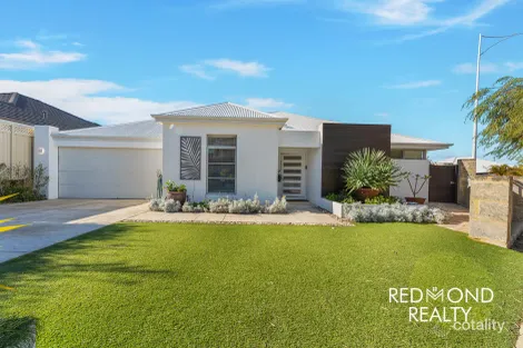 32 MATTINGLEYS APP, BURNS BEACH, WA 6028