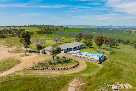 77 Bavin Rd, Bomen, NSW 2650