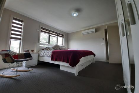 Property photo of 3 Sandstone Circuit Carrum Downs VIC 3201