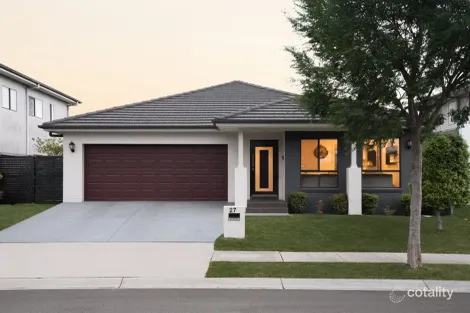 27 Bowen Cct, Gledswood Hills, NSW 2557